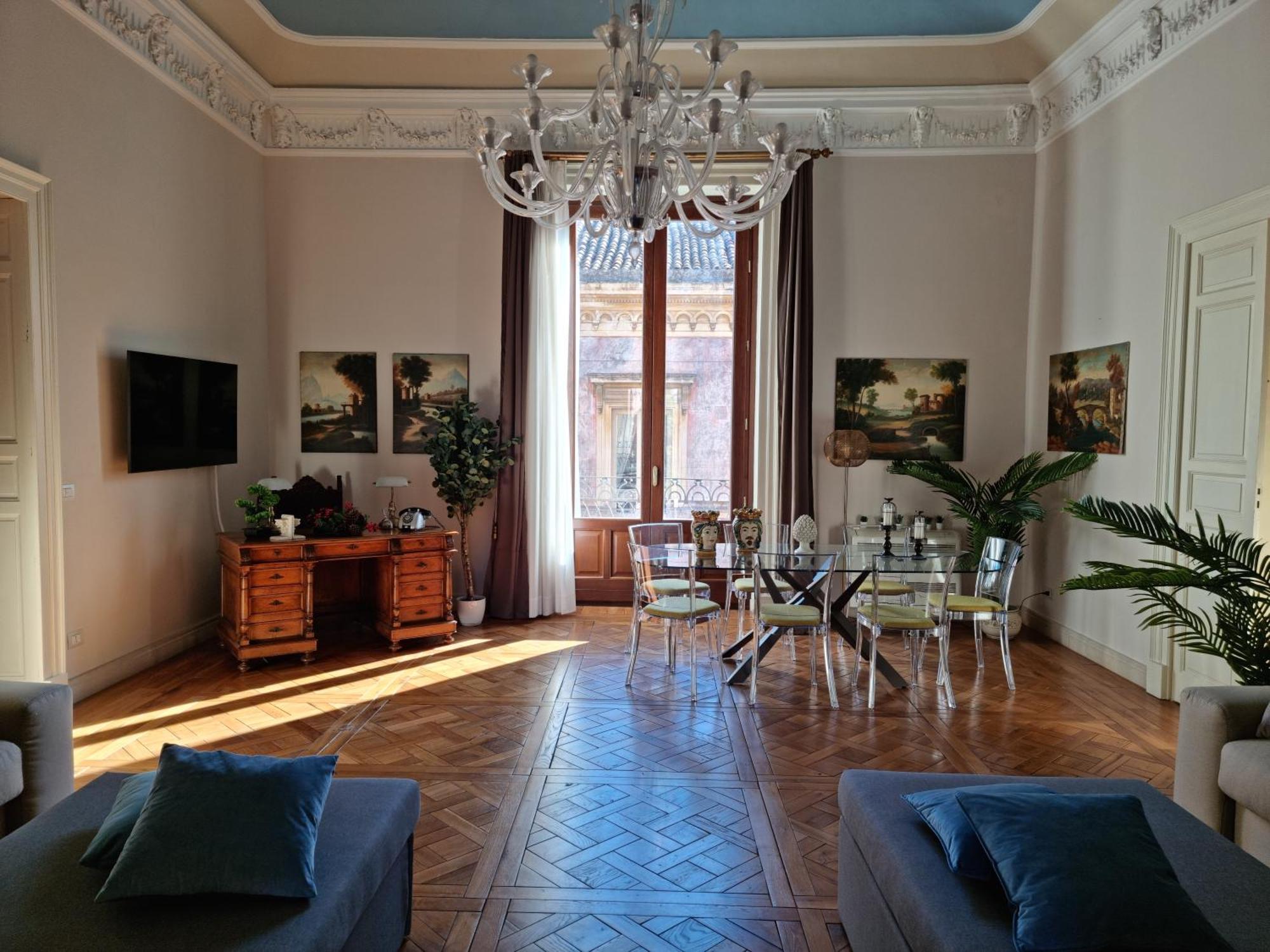 ג'יארה Luxury Historic Residence With Heated Pool Near Catania, Taormina, The Sea And Mount Etna מראה חיצוני תמונה