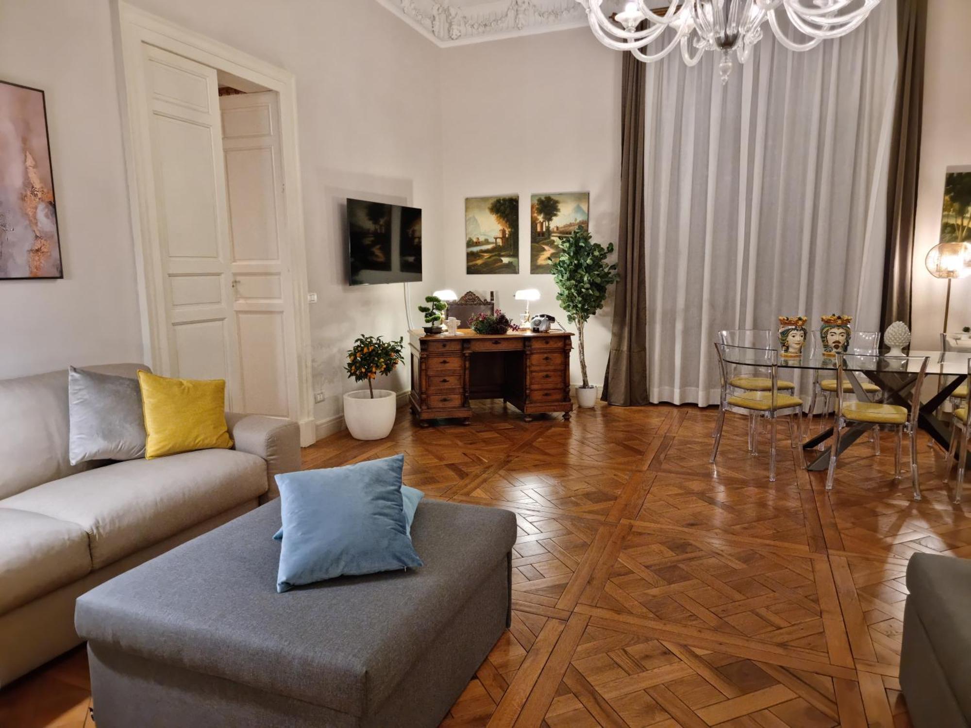 ג'יארה Luxury Historic Residence With Heated Pool Near Catania, Taormina, The Sea And Mount Etna מראה חיצוני תמונה